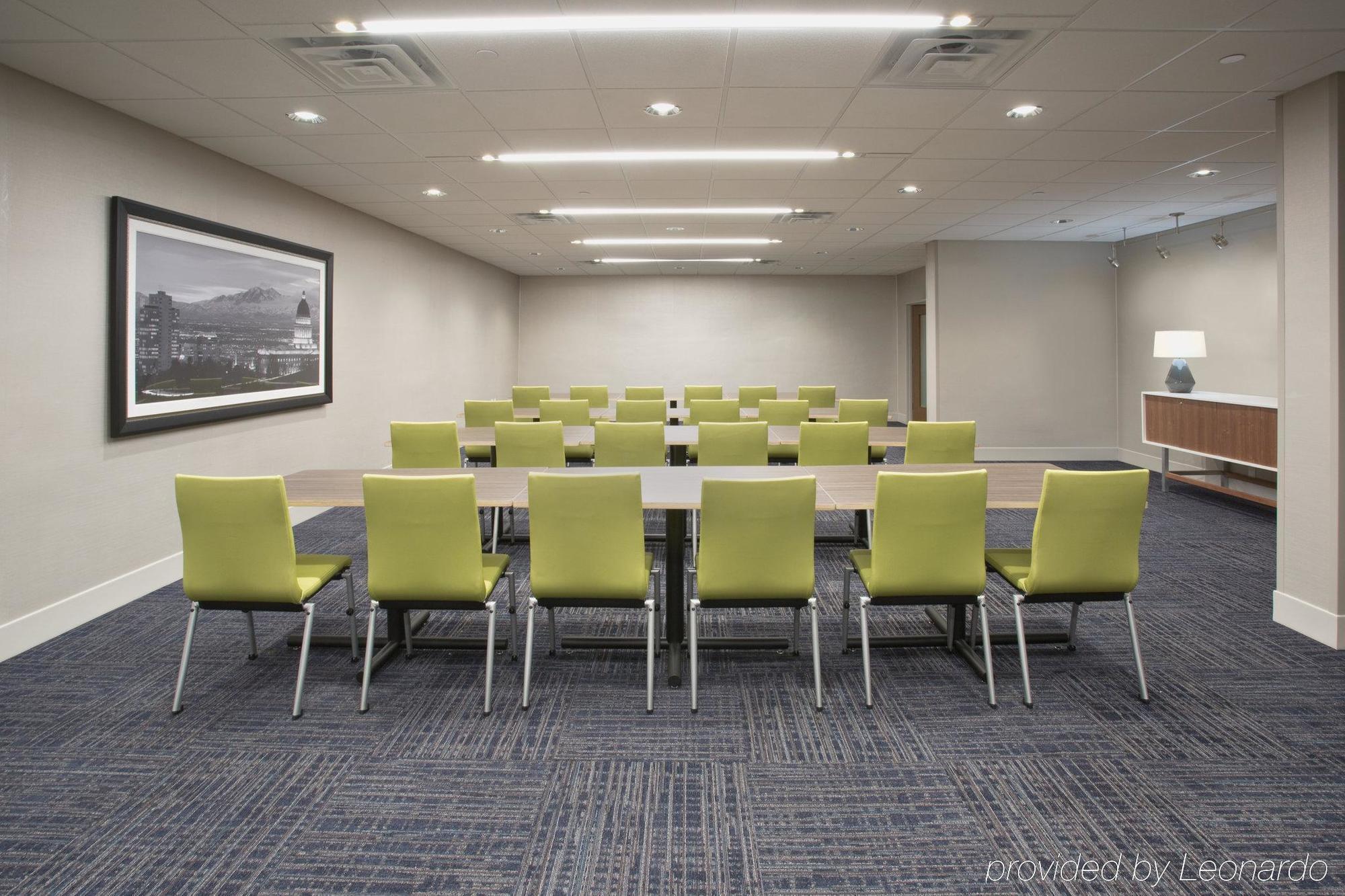 Holiday Inn Express Gatlinburg Downtown By Ihg Bagian luar foto